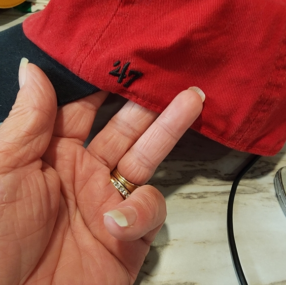 Genuine Merchandise Cincinnati Reds Cap - Picture 2 of 6